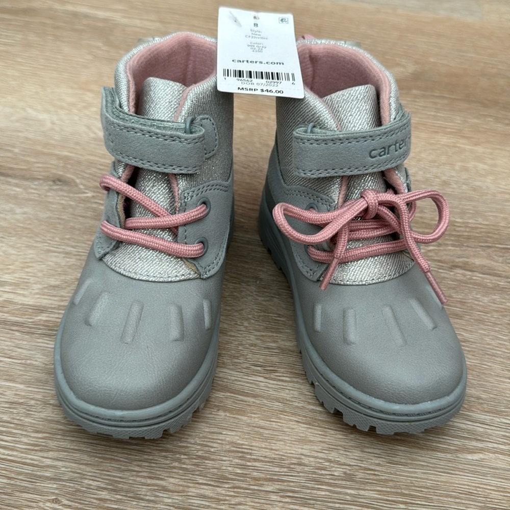 NWT Carters winter/hiking boots size 8